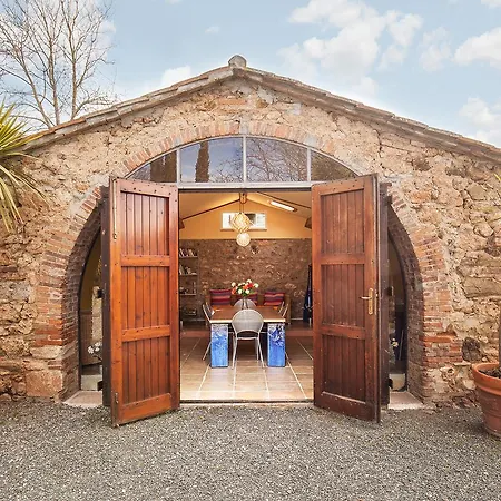 Otel Massa Vecchia 2*