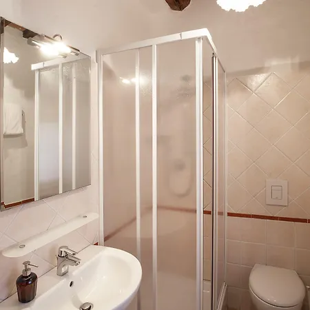 Massa Vecchia Hotel 2*