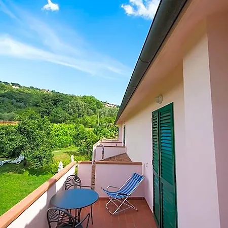 Hotell Massa Vecchia 2*