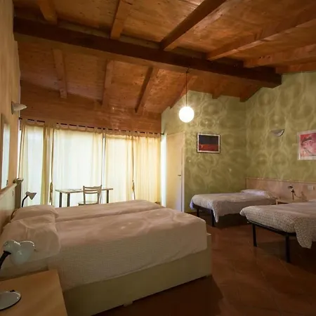 Massa Vecchia Hotel