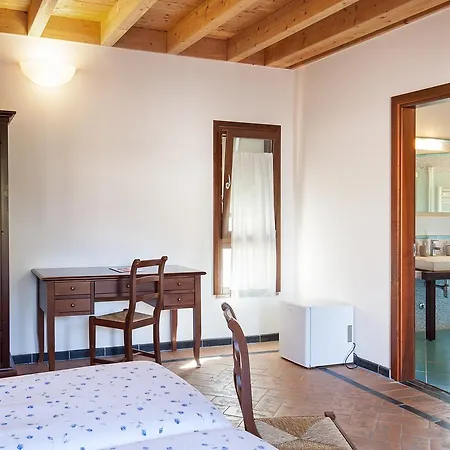 Massa Vecchia Hotel