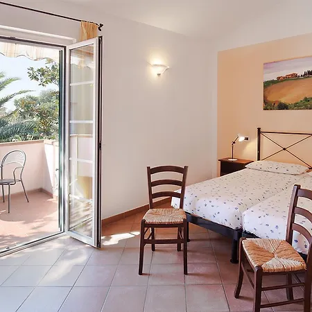 Massa Vecchia Hotel