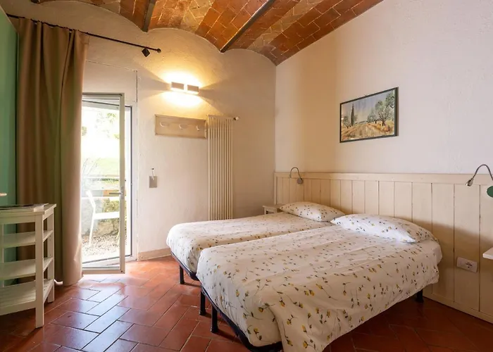 호텔 Massa Vecchia 2*